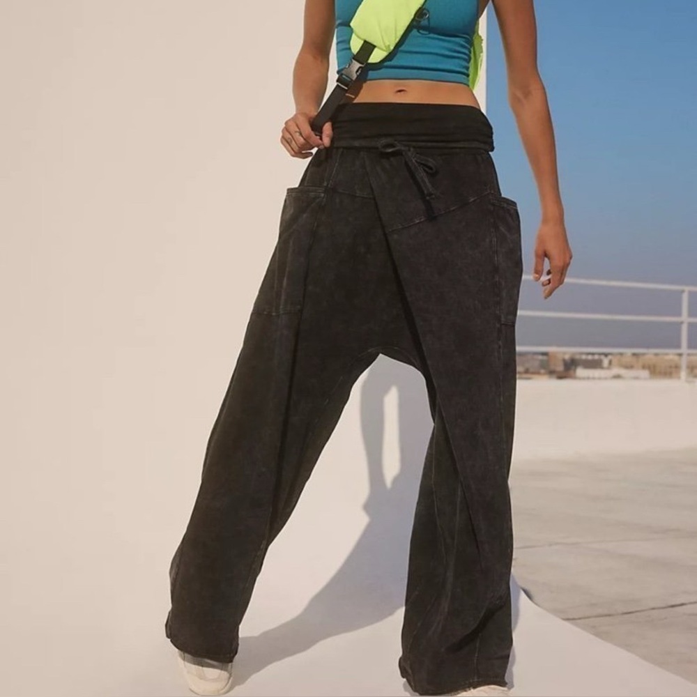 Free People Hot Shot Sport Pants